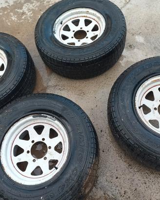 Cerchi originali Nissan patrol GR 15X7J