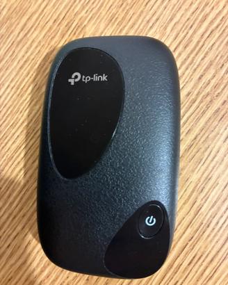 Router Wi-Fi Portatile TP-Link M7000 4G LTE