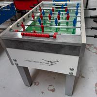 Calciobalilla con gettoniera