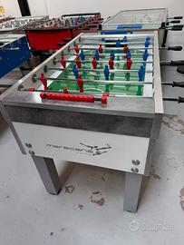 Calciobalilla con gettoniera