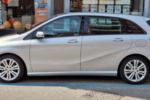 CLASSE B 180 MOTORE MERCEDES