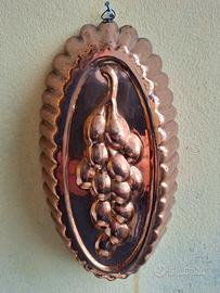 stampo in rame vintage forma uva