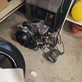 Smembro Motore Monster 900 ie anno 2000
