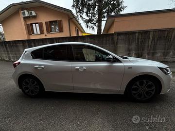 Ford focus st line 2013
