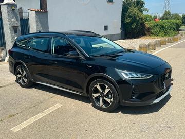 ford focus 1.5 120 cavalli  ACTIVE