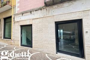 Attività Commerciale Caronia