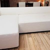 Divano praticamente nuovo