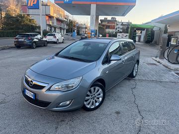 Opel Astra 1.4 Turbo 140CV Sports Tourer GPL Tech 