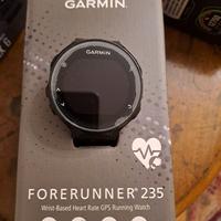 GARMIN Forerunner 235