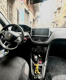 Peugeot 208 anno 2016