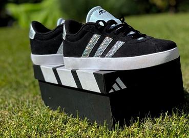 Costum scarpe adidas
