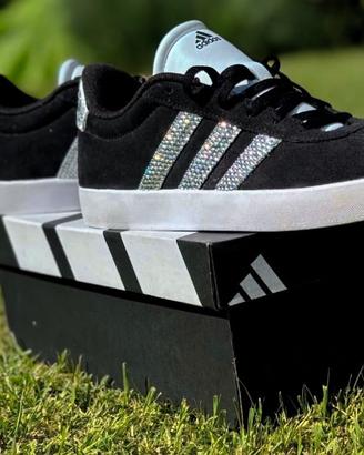 Costum scarpe adidas
