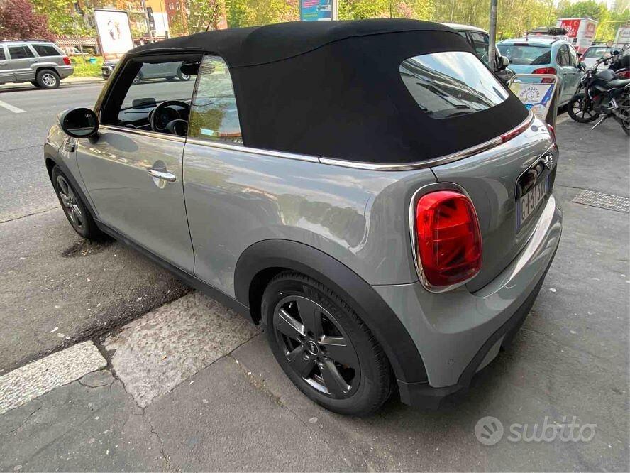 MINI Mini Cabrio (F57)