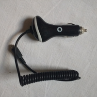 Carica batteria da auto presa accendisigari