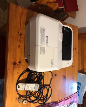 proiettore epson eb-670 staffa a muro e telecomand