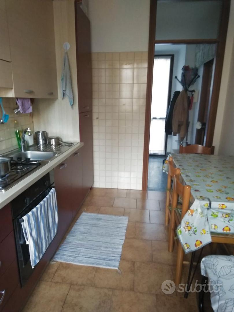 2 stanze doppie in Centro, foto 3 di 6