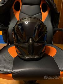 AT4.0 CARBON+SHOCKWAVE, SOUND BY HARMAN KARDON