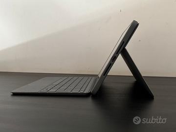 Logitech Combo Touch per iPad 7/8/9 con Trackpad