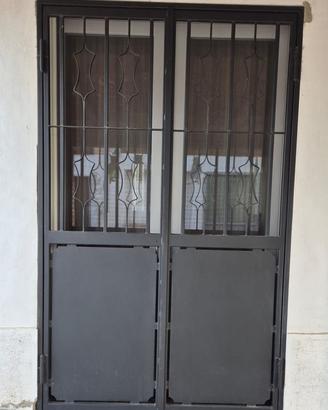 Inferiata per porta ingresso