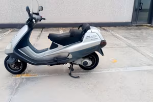 Scooter piaggio hexagon cc.180 4 tempi