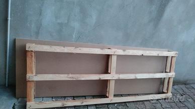ASSE DI LEGNO PRESSATO + BANCALE