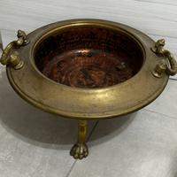 Braciere antico fatto di rame ed ottone