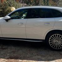 Mercedes glc 4 matic amg line premium