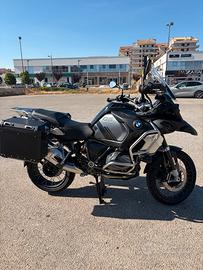 BMW GS 1250 ADV TRIPLE BLACK km 4750