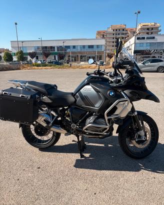BMW GS 1250 ADV TRIPLE BLACK km 4750