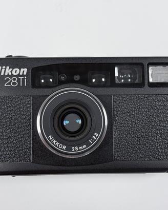 Nikon 28ti - 35mm