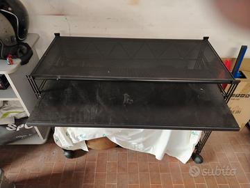 scrivania in metallo 