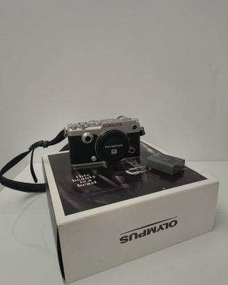 Olympus PEN-F