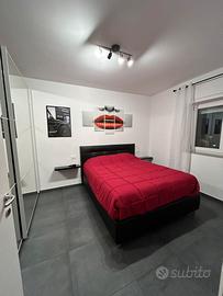 Letto matrimoniale contenitore con materasso