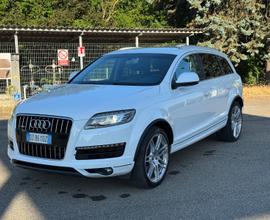 AUDI Q7 1ª serie - 2011