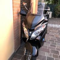Suzuki Burgman 400 - 2008