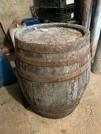 Botte di legno antica