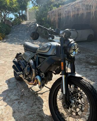 Ducati scrambler 800 night shift 2021