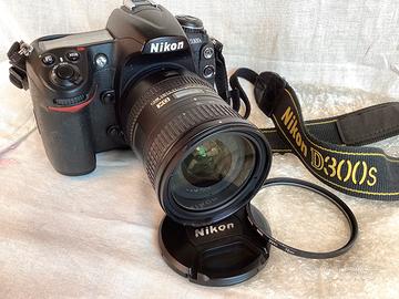 Nikon D300S con 18-200 G ED