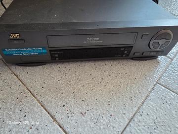 lettore whs piu uja scatola piena di video casette
