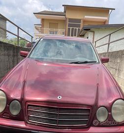 Mercedes Benz E 200 CDI