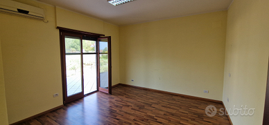 Uffici su via Casilina