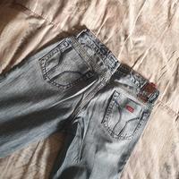 ✨ Jeans praticamente nuovi 
