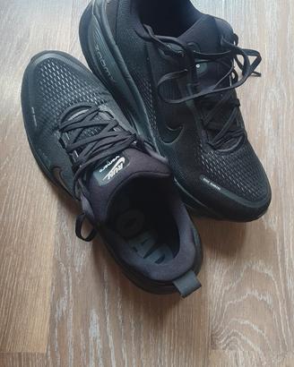 scarpe running nike vomero 18  43