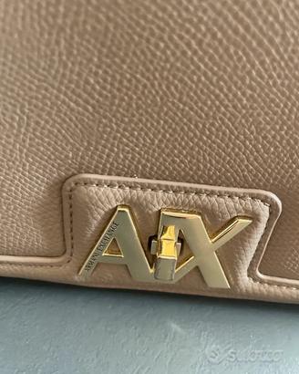 Borsa Armani
