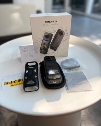 Insta360 X4 + Quick Reader