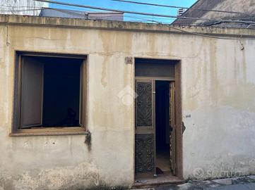 CASA INDIPENDENTE A GIARRE