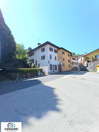 Casa San Daniele centro con giardino