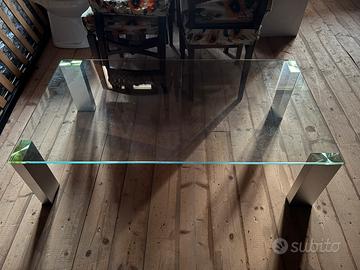 Tavolino in vetro
