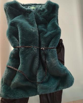 Gillet Benetton in eco pelliccia imbottito 