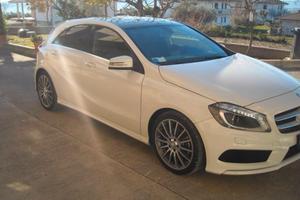 Mercedes Benz a180 CDI premium amg 64.000 km
